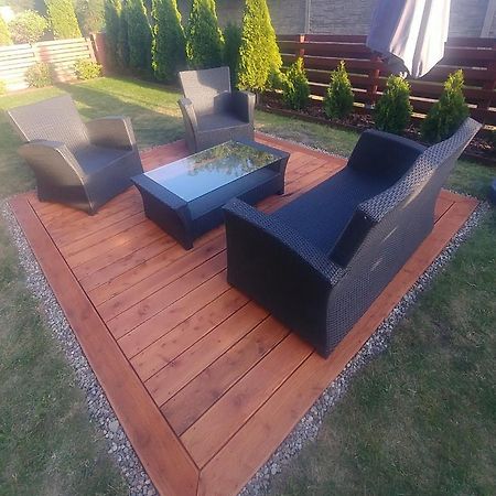 Apartament Jantar Z Ogrodem Kolobrzeg Ngoại thất bức ảnh