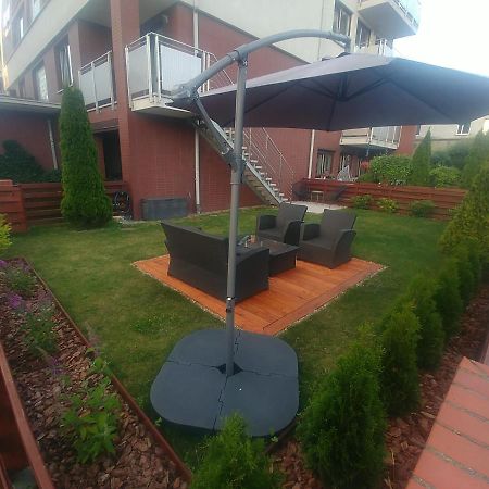 Apartament Jantar Z Ogrodem Kolobrzeg Ngoại thất bức ảnh