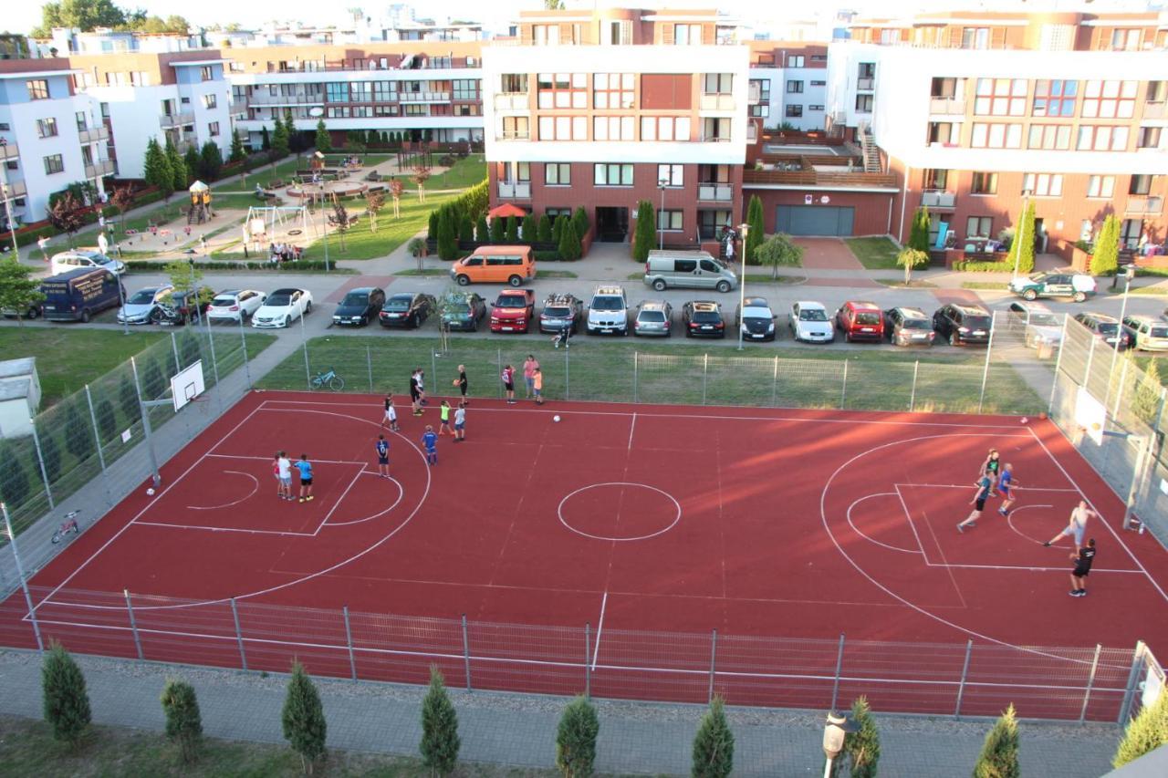 Apartament Jantar Z Ogrodem Kolobrzeg Ngoại thất bức ảnh