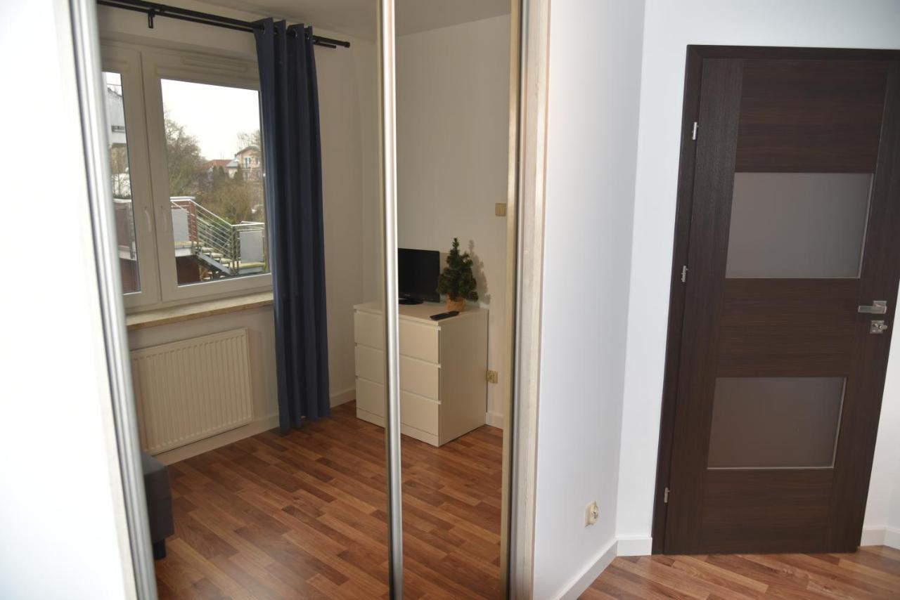 Apartament Jantar Z Ogrodem Kolobrzeg Ngoại thất bức ảnh
