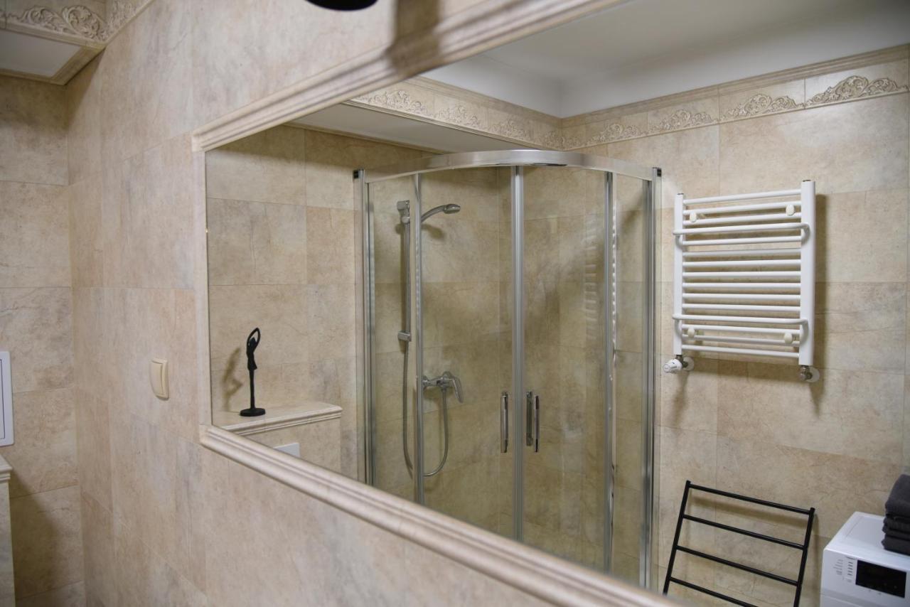 Apartament Jantar Z Ogrodem Kolobrzeg Ngoại thất bức ảnh