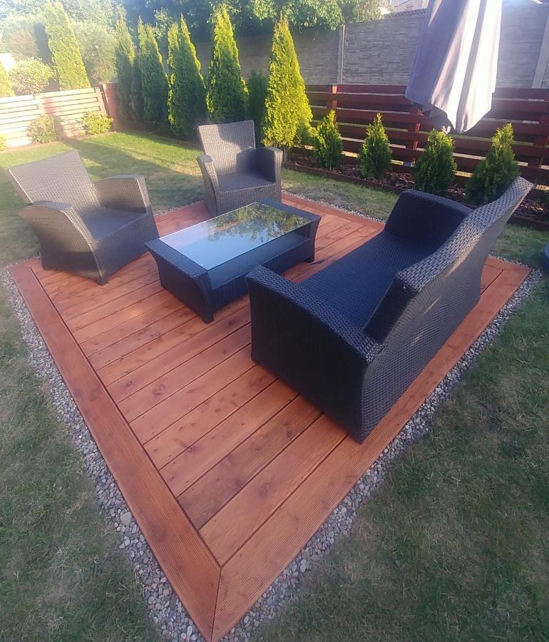 Apartament Jantar Z Ogrodem Kolobrzeg Ngoại thất bức ảnh